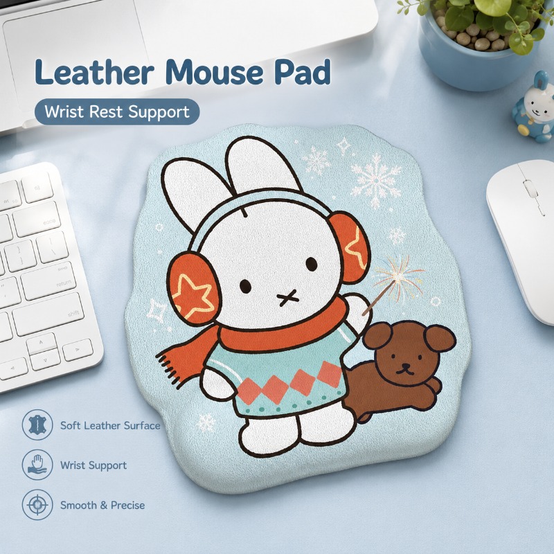 Desk Setup For Laptop - Tapis de souris en cuir Anime