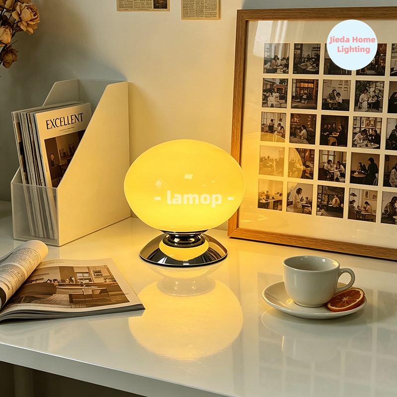 Lampe de table en verre blanc  - Desk Setup White avis et prix